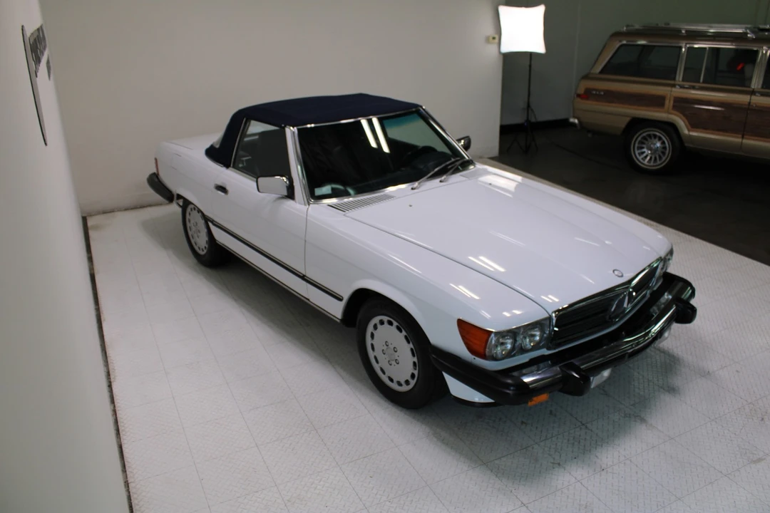 1986 Mercedes-Benz R107 SL-Class - Image 26 of 31