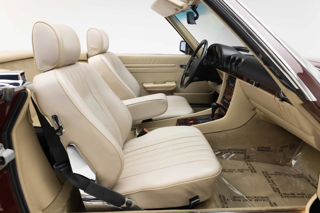 1986 Mercedes-Benz R107 SL-Class - Image 16 of 31