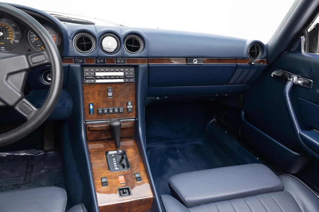 1986 Mercedes-Benz R107 SL-Class - Image 14 of 31