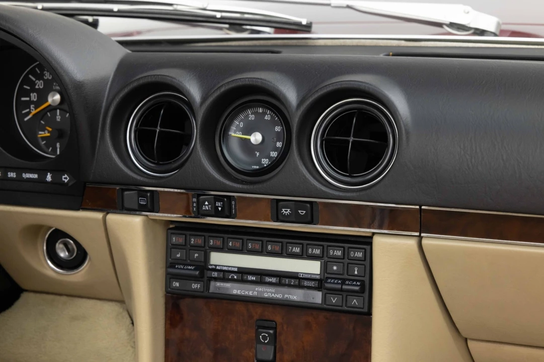 1986 Mercedes-Benz R107 SL-Class - Image 24 of 31