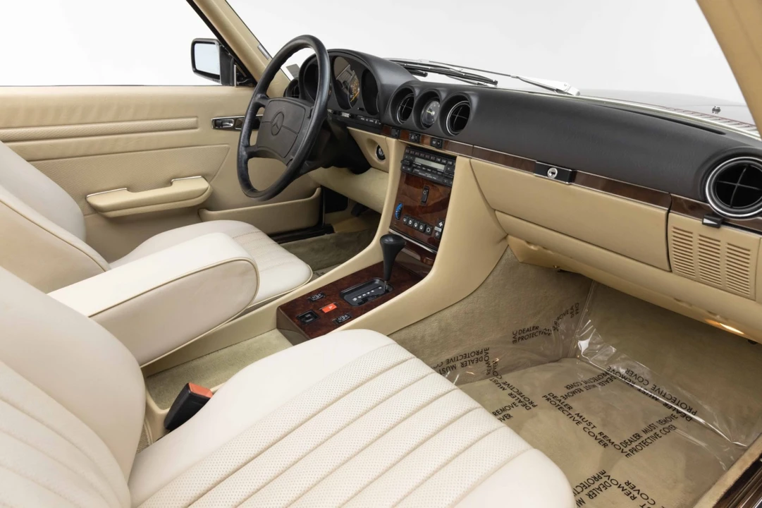1986 Mercedes-Benz R107 SL-Class - Image 12 of 31