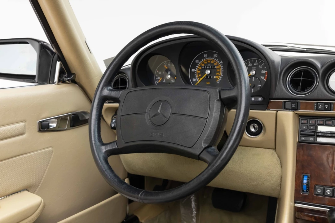 1986 Mercedes-Benz R107 SL-Class - Image 10 of 31