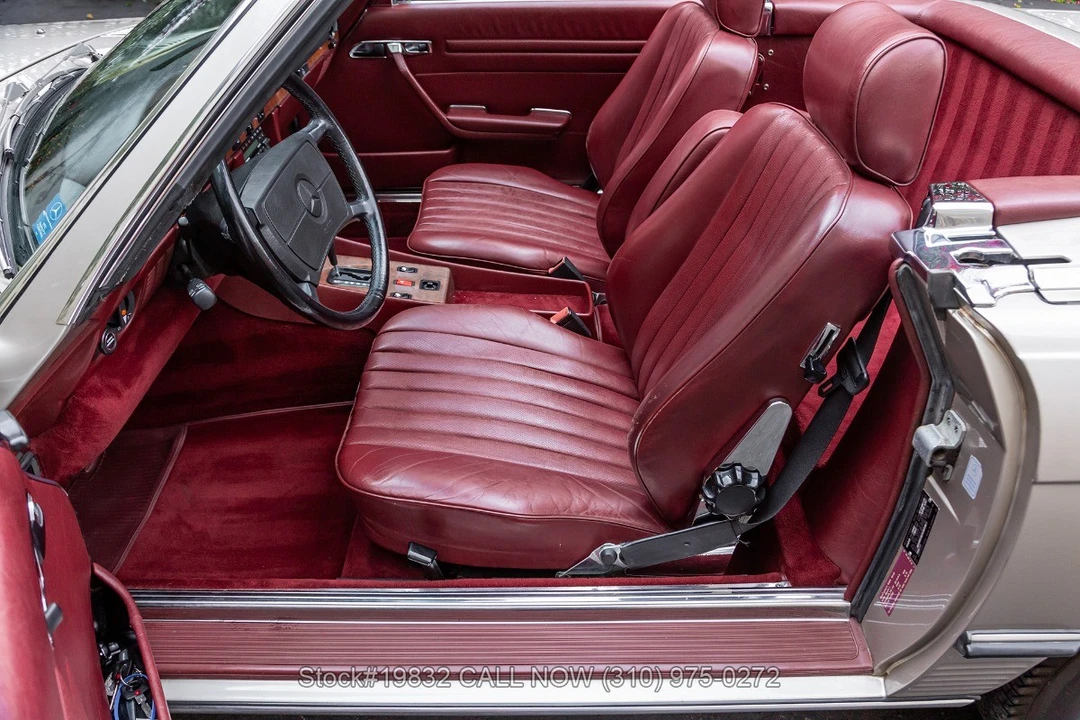 1986 Mercedes-Benz R107 SL-Class - Image 28 of 31