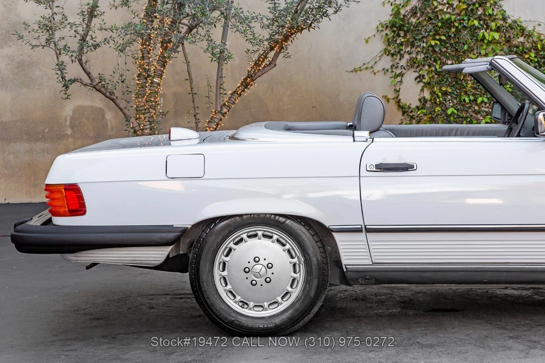 1986 Mercedes-Benz R107 SL-Class - Image 24 of 31