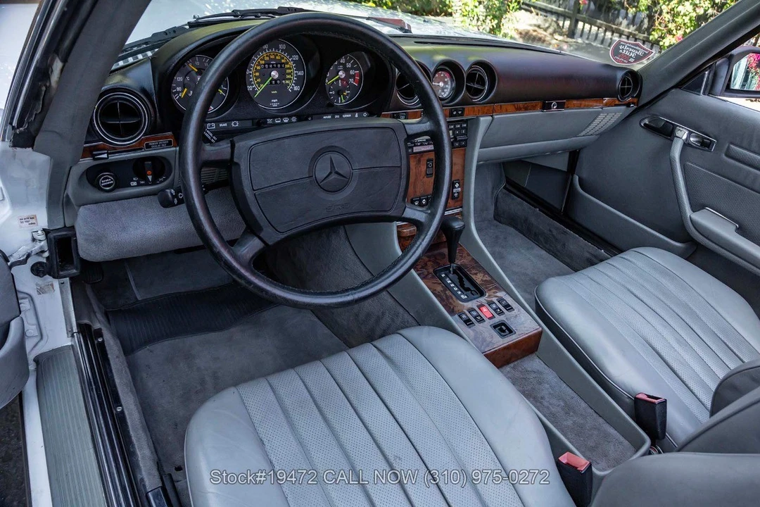 1986 Mercedes-Benz R107 SL-Class - Image 29 of 31