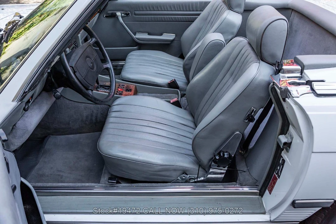 1986 Mercedes-Benz R107 SL-Class - Image 28 of 31