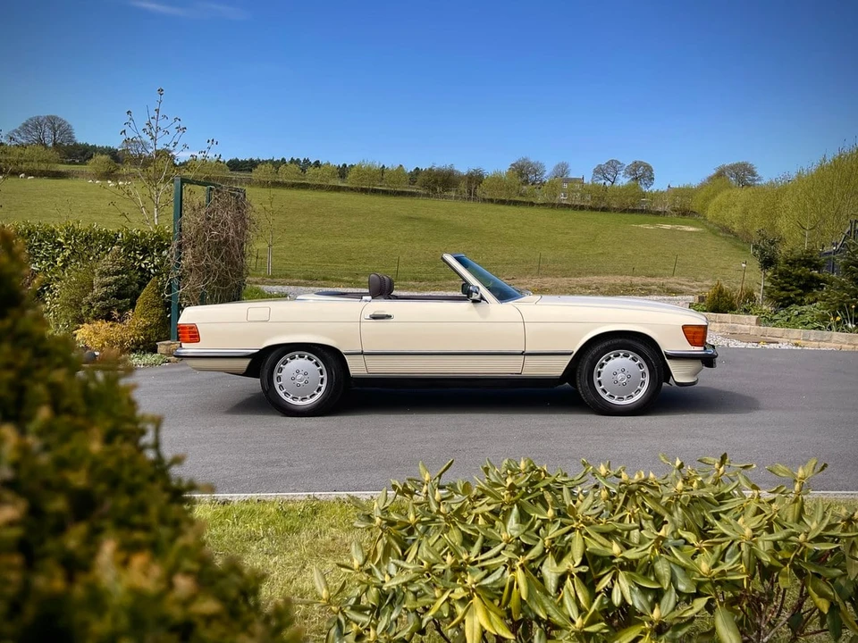 1986 Mercedes-Benz R107 SL-Class - Image 11 of 30