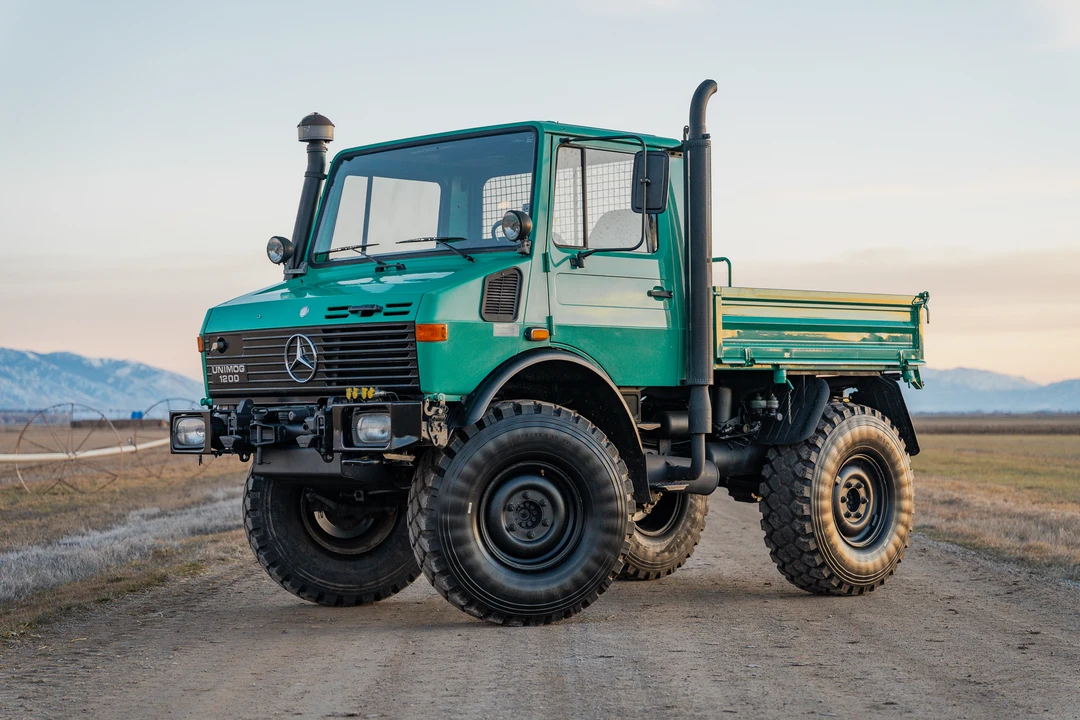 1986 Mercedes-Benz Unimog - Image 2 of 31
