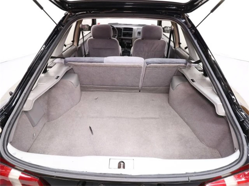 1986 Merkur XR4Ti - Image 25 of 31