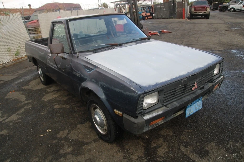 1986 Mitsubishi Triton 2nd Gen - Image 8 of 21