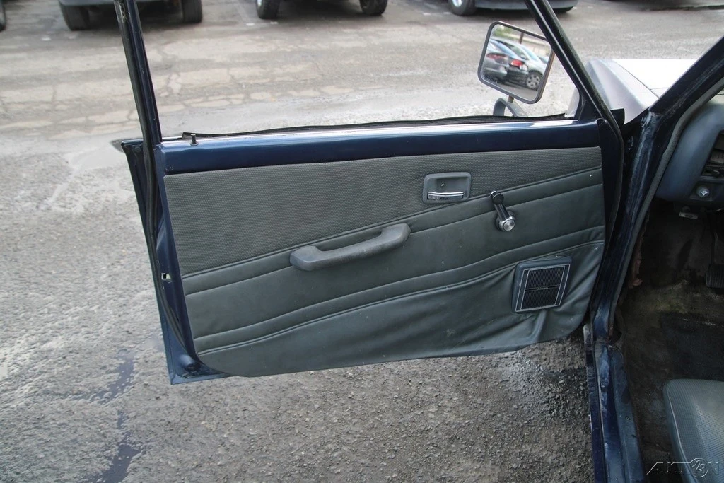 1986 Mitsubishi Triton 2nd Gen - Image 11 of 21