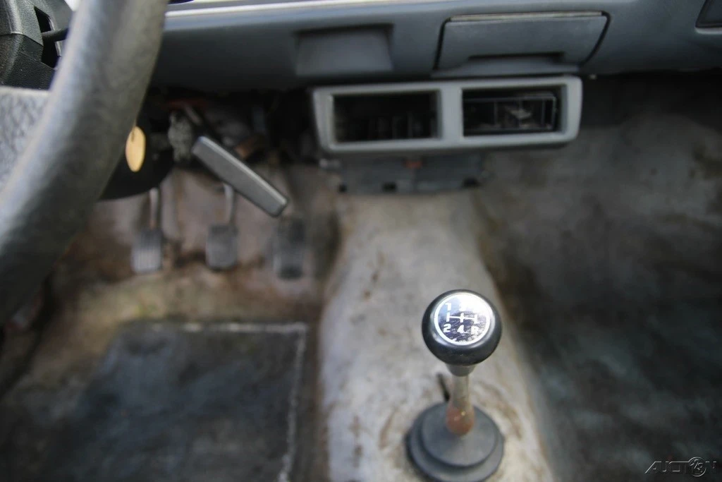 1986 Mitsubishi Triton 2nd Gen - Image 17 of 21