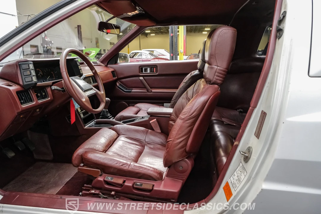1986 Mitsubishi Starion - Image 29 of 31