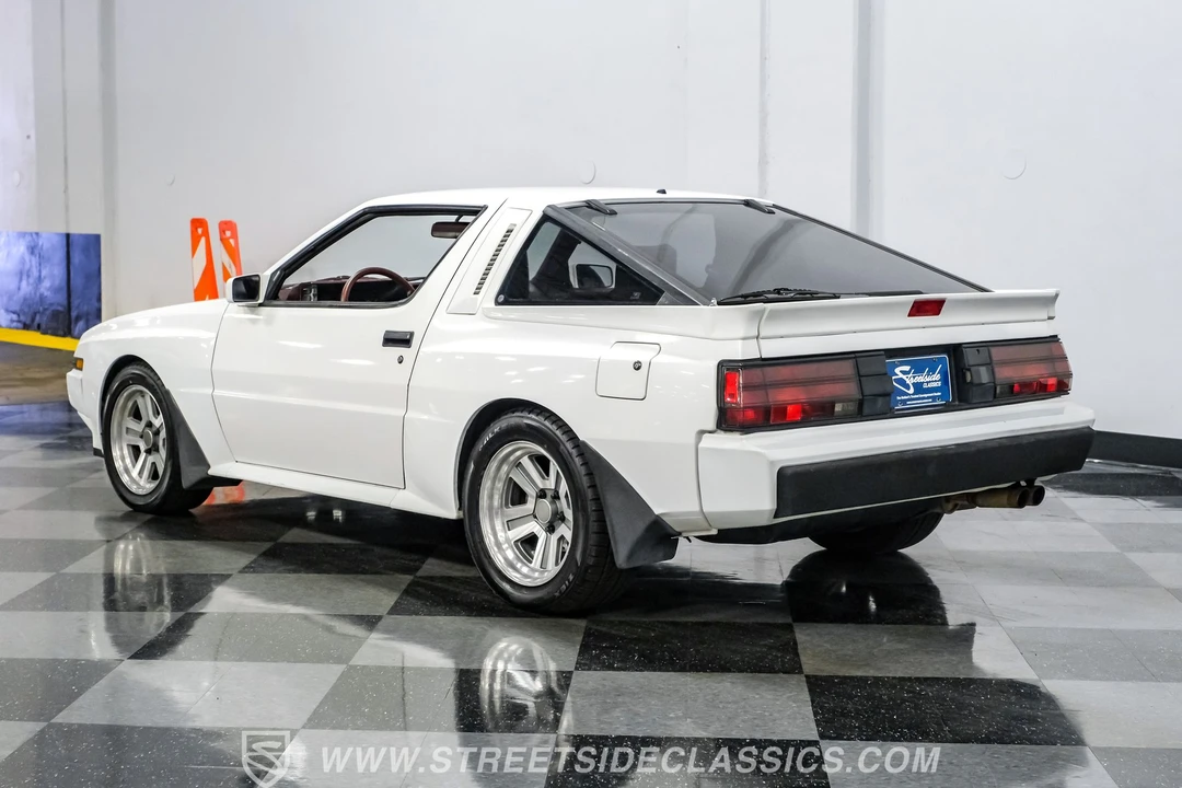 1986 Mitsubishi Starion - Image 8 of 31