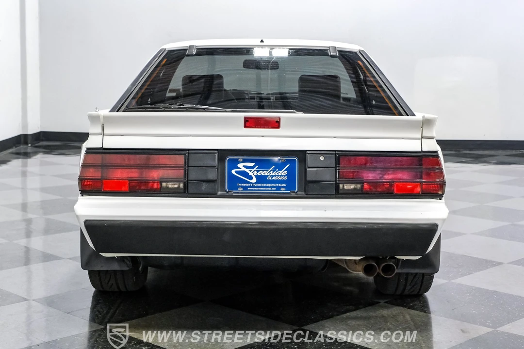 1986 Mitsubishi Starion - Image 9 of 31