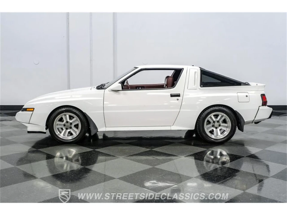 1986 Mitsubishi Starion - Image 7 of 31
