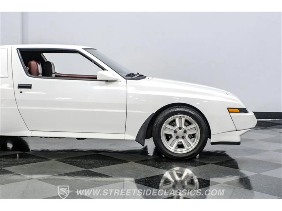 1986 Mitsubishi Starion - Image 29 of 31