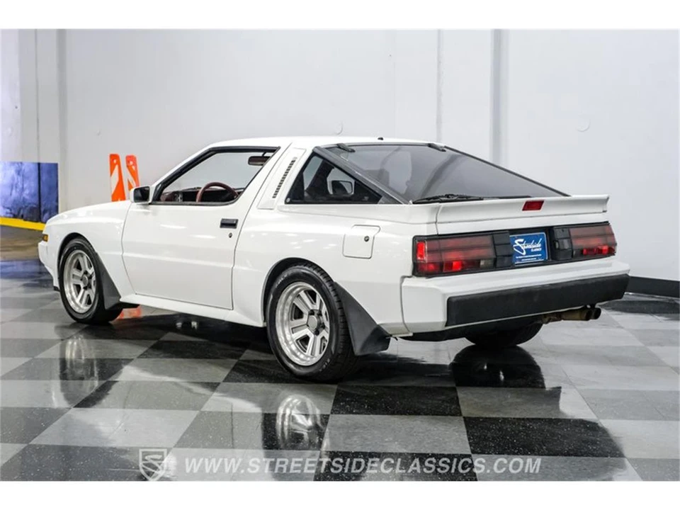 1986 Mitsubishi Starion - Image 9 of 31