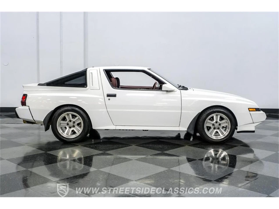 1986 Mitsubishi Starion - Image 14 of 31