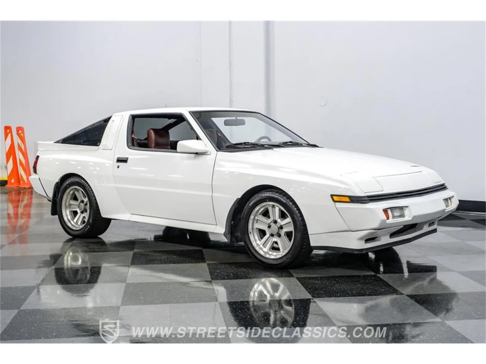 1986 Mitsubishi Starion - Image 15 of 31