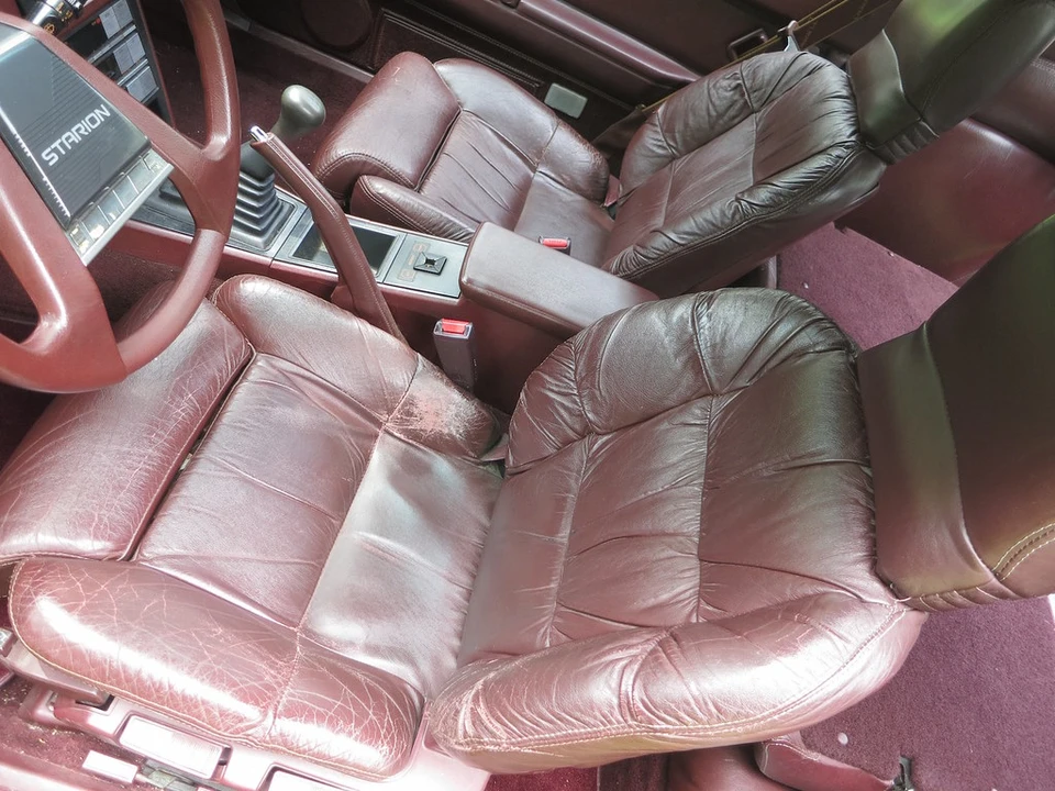 1986 Chrysler Conquest - Image 22 of 31