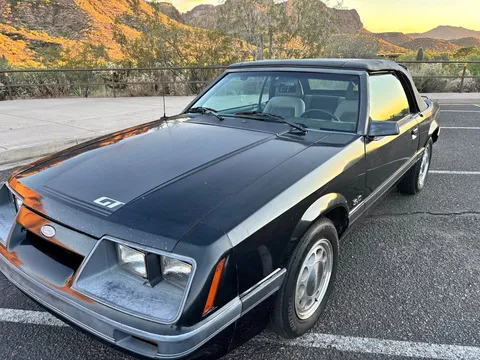 1986 Ford Mustang GT Convertible