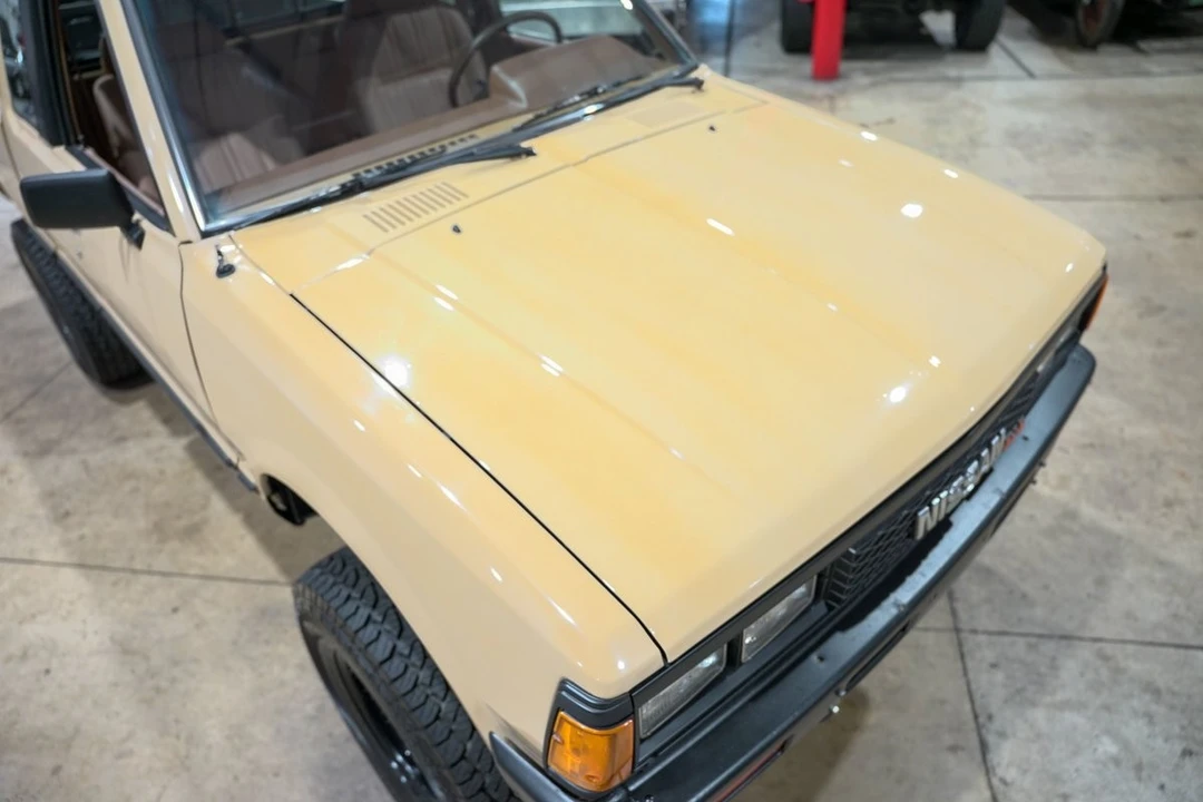 1986 Nissan - Image 18 of 21