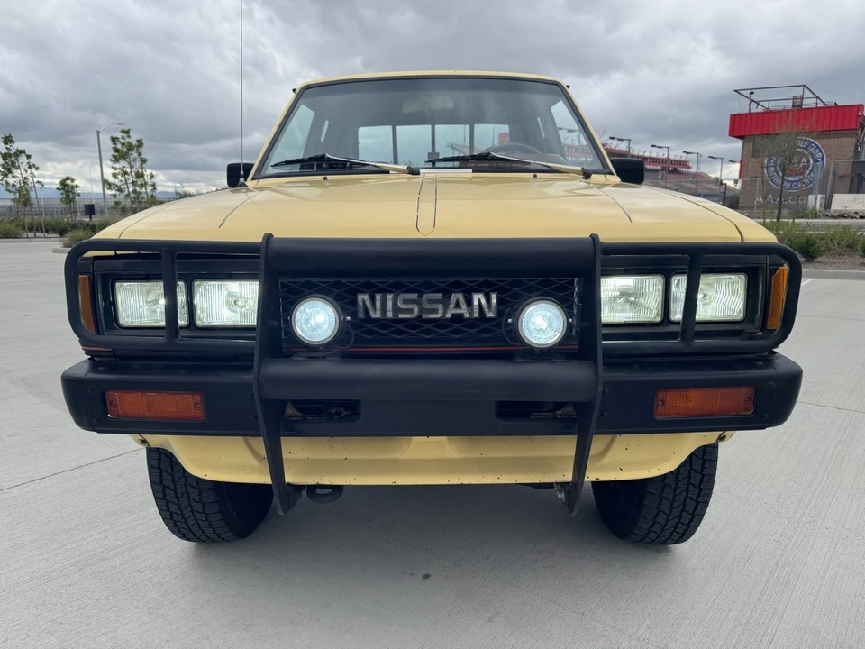 1986 Nissan - Image 18 of 31