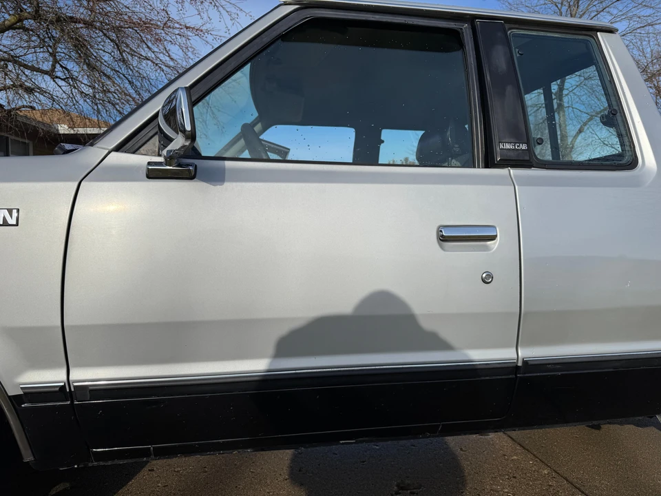 1986 Nissan - Image 27 of 31