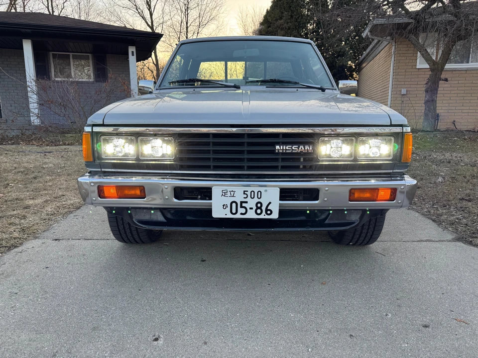 1986 Nissan - Image 6 of 31