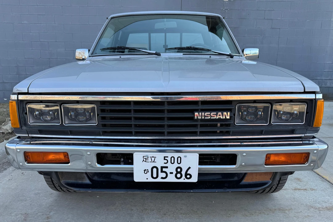 1986 Nissan - Image 2 of 31