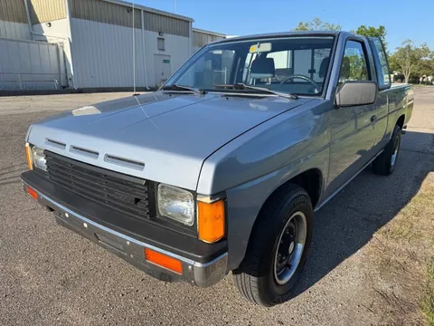 1986 Nissan D21 ST 2dr Extended Cab SB