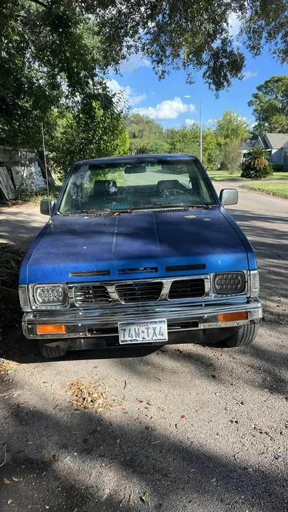 1986 Nissan Frontier - Image 4 of 4