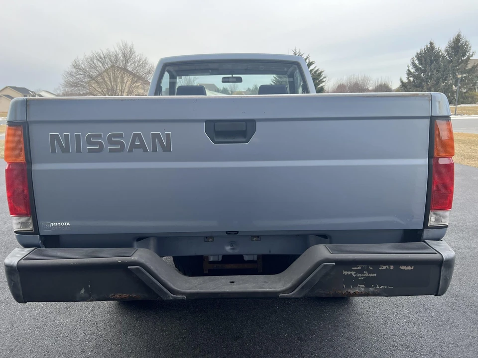 1986 Nissan - Image 5 of 31