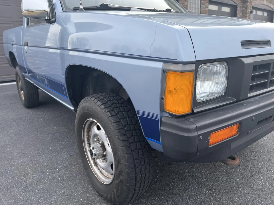1986 Nissan - Image 14 of 31