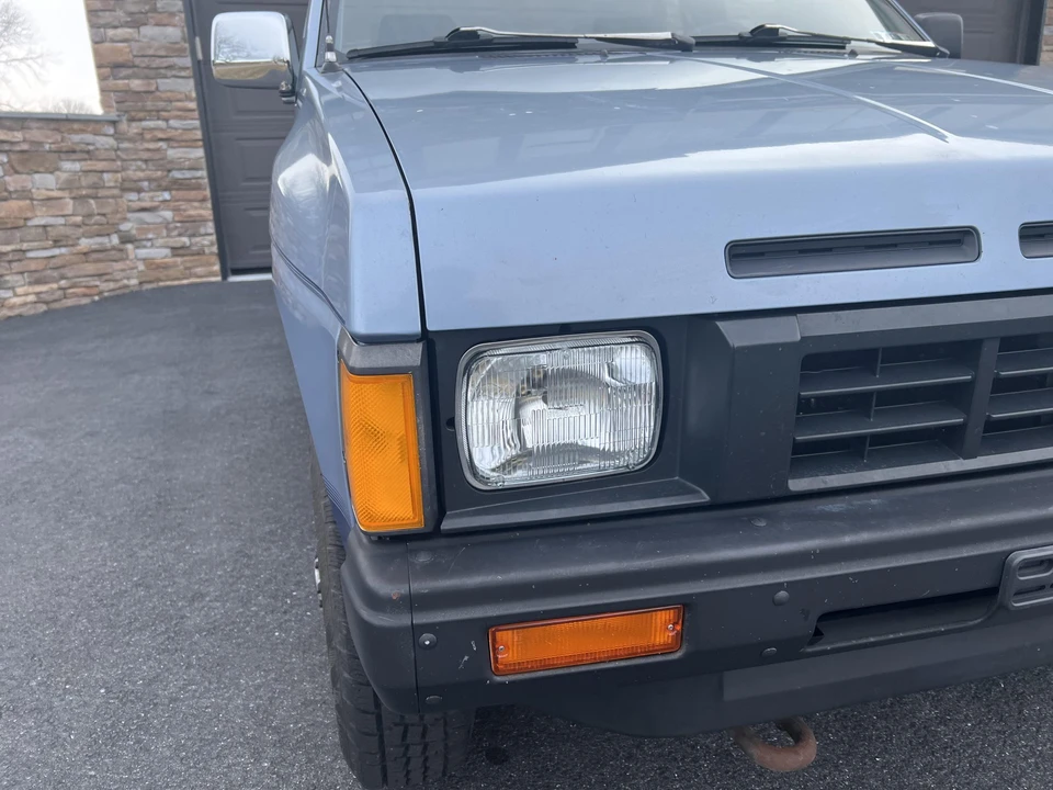 1986 Nissan - Image 15 of 31