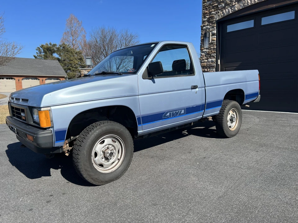 1986 Nissan - Image 3 of 31