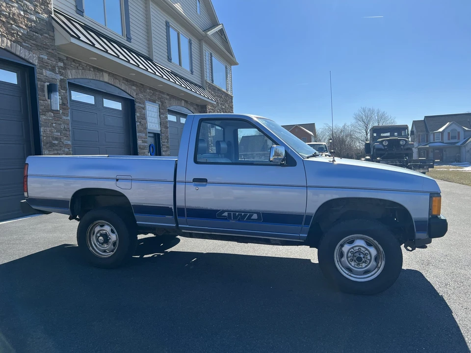 1986 Nissan - Image 6 of 31