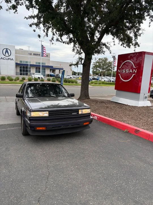 1986 Nissan Maxima 2nd Gen - Image 3 of 10