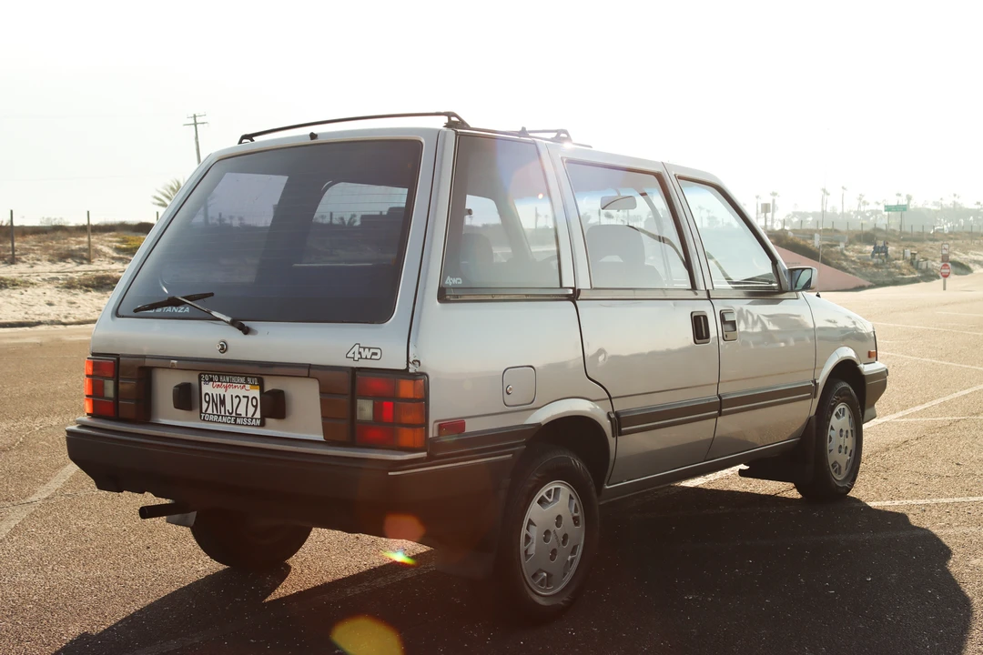 1986 Nissan U11 Bluebird - Image 13 of 31