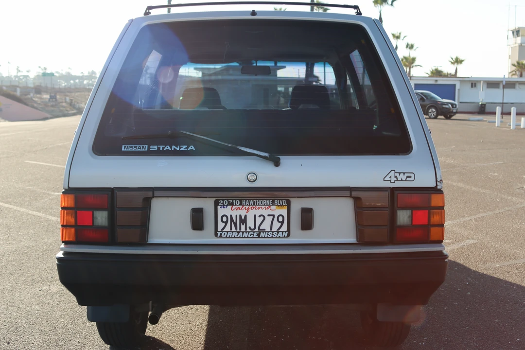 1986 Nissan U11 Bluebird - Image 14 of 31