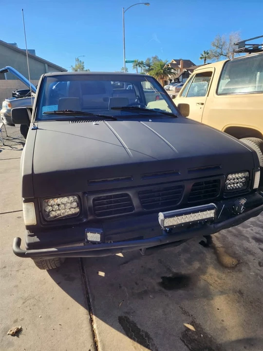 1986 Nissan - Image 5 of 9