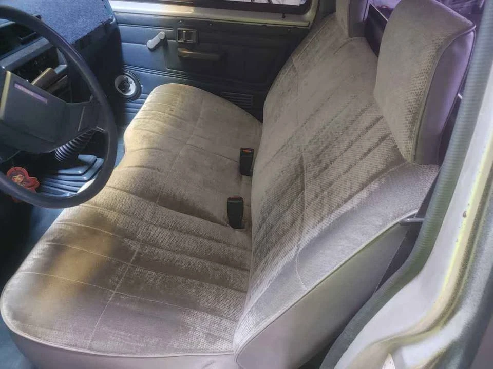 1986 Nissan - Image 9 of 9