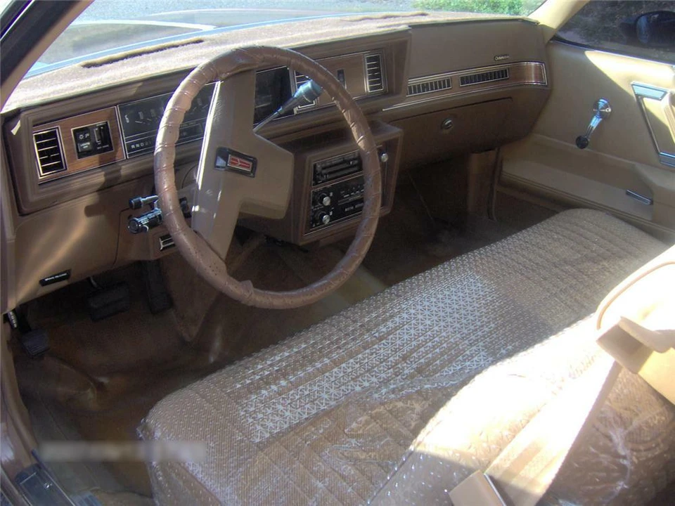 1986 Oldsmobile Cutlass 5th Gen - Image 4 of 5