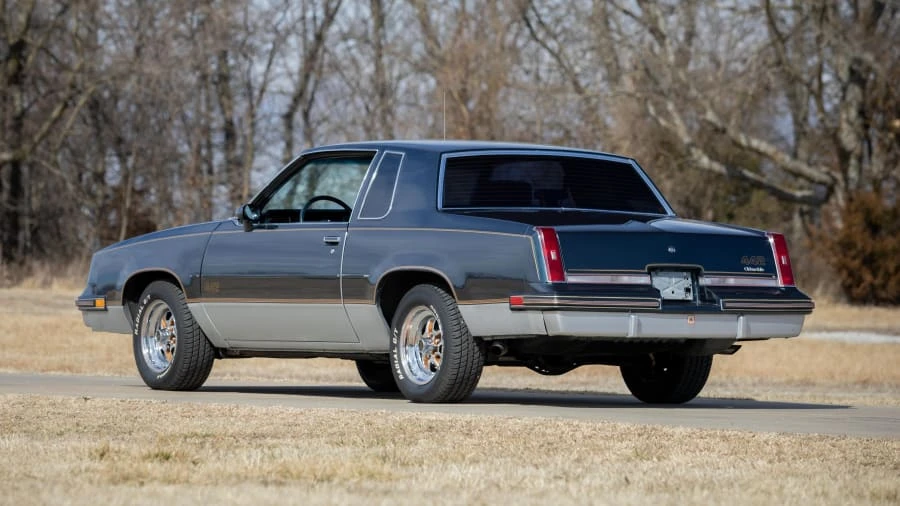 1986 Oldsmobile 442 4th Gen - Image 3 of 14
