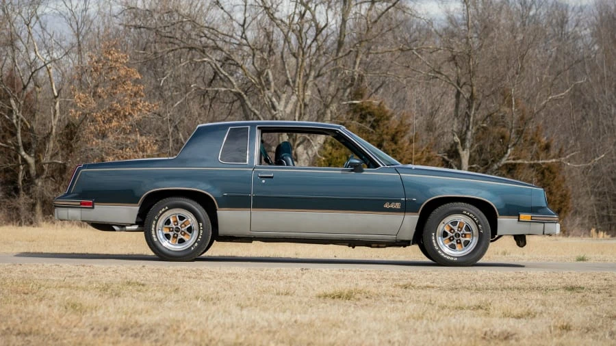 1986 Oldsmobile 442 4th Gen - Image 8 of 14