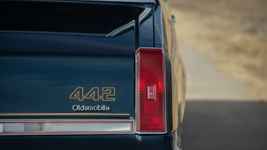 1986 Oldsmobile 442 4th Gen - Image 10 of 14