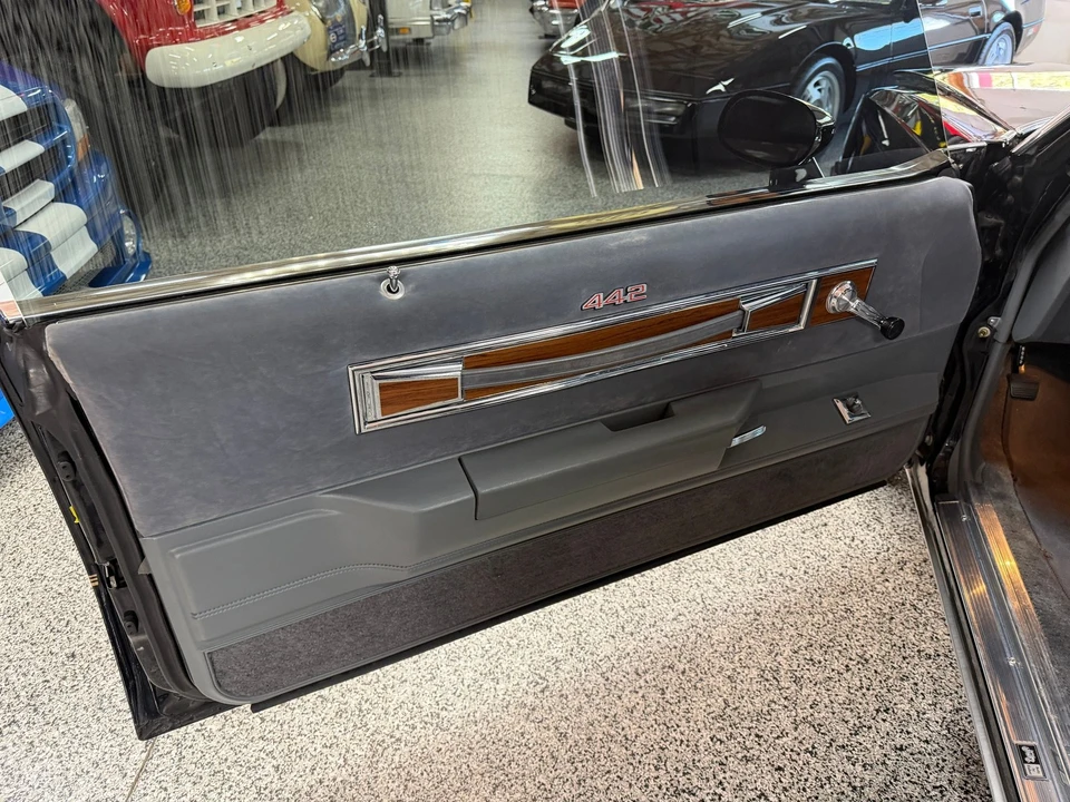 1986 Oldsmobile 442 4th Gen - Image 17 of 21