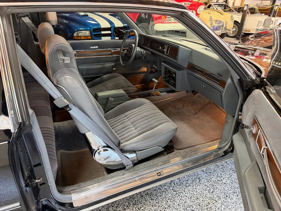 1986 Oldsmobile 442 4th Gen - Image 8 of 21