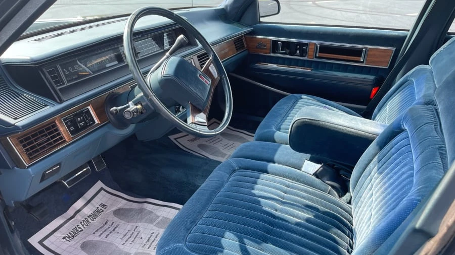 1986 Oldsmobile 98 - Image 3 of 9